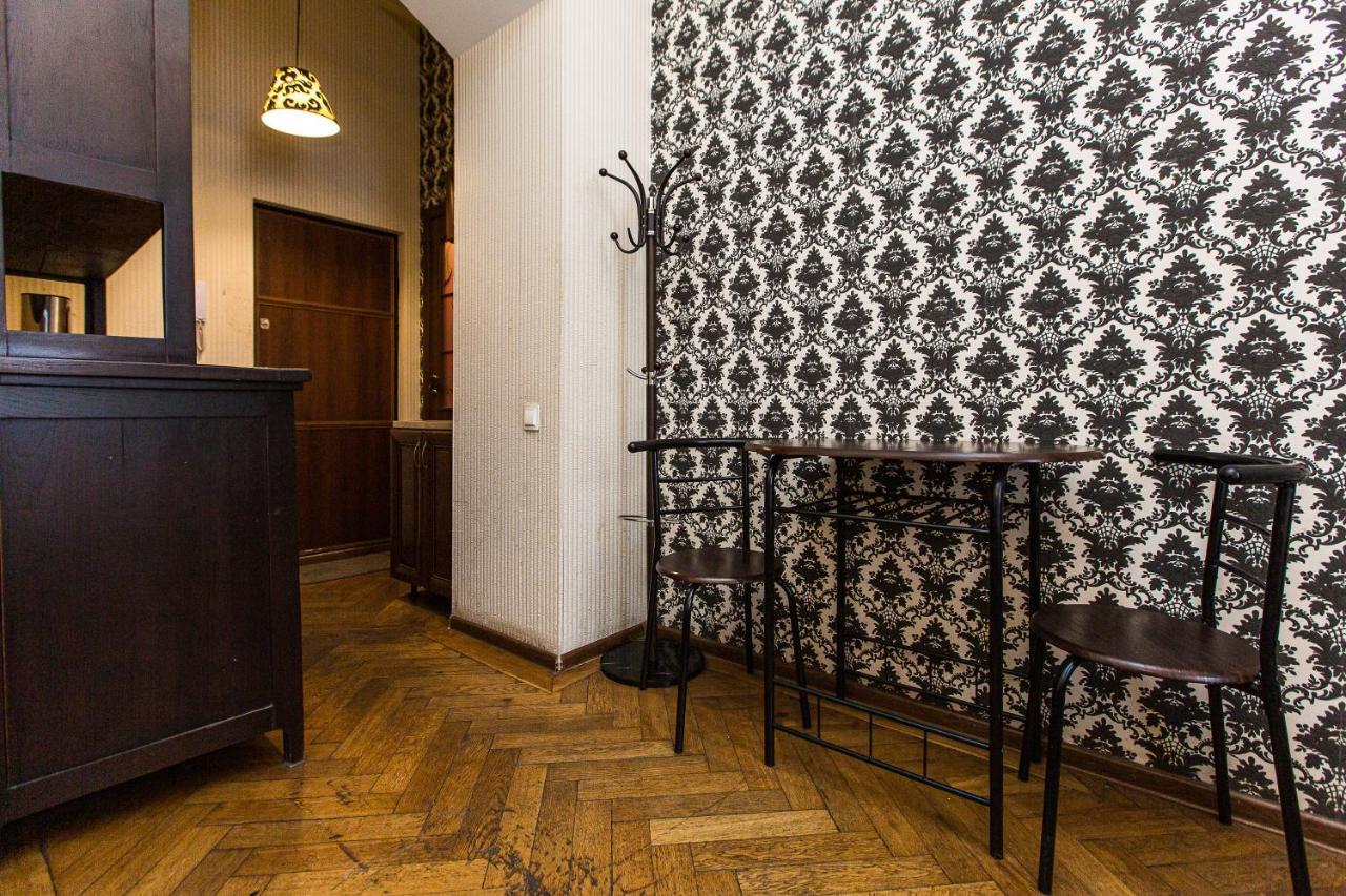 Квартира В Оренду На Копеника 12, Біля Палацу Потоцьких Lviv Exterior foto